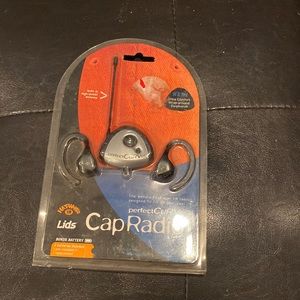 NWT Lids CapRadio Mini FM Radio